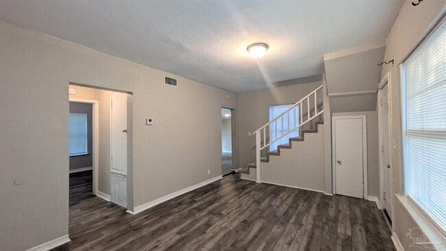 Building Photo - 3500 W Cervantes St