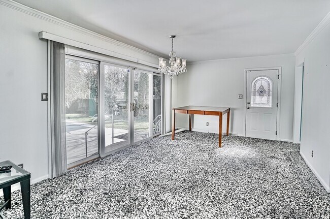 Foto del edificio - 130 Heather Dr