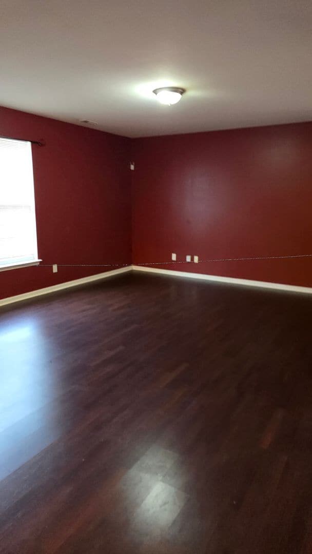 Foto del edificio - Spacious 4-Bedroom Home in Fiddlers Glenn ...