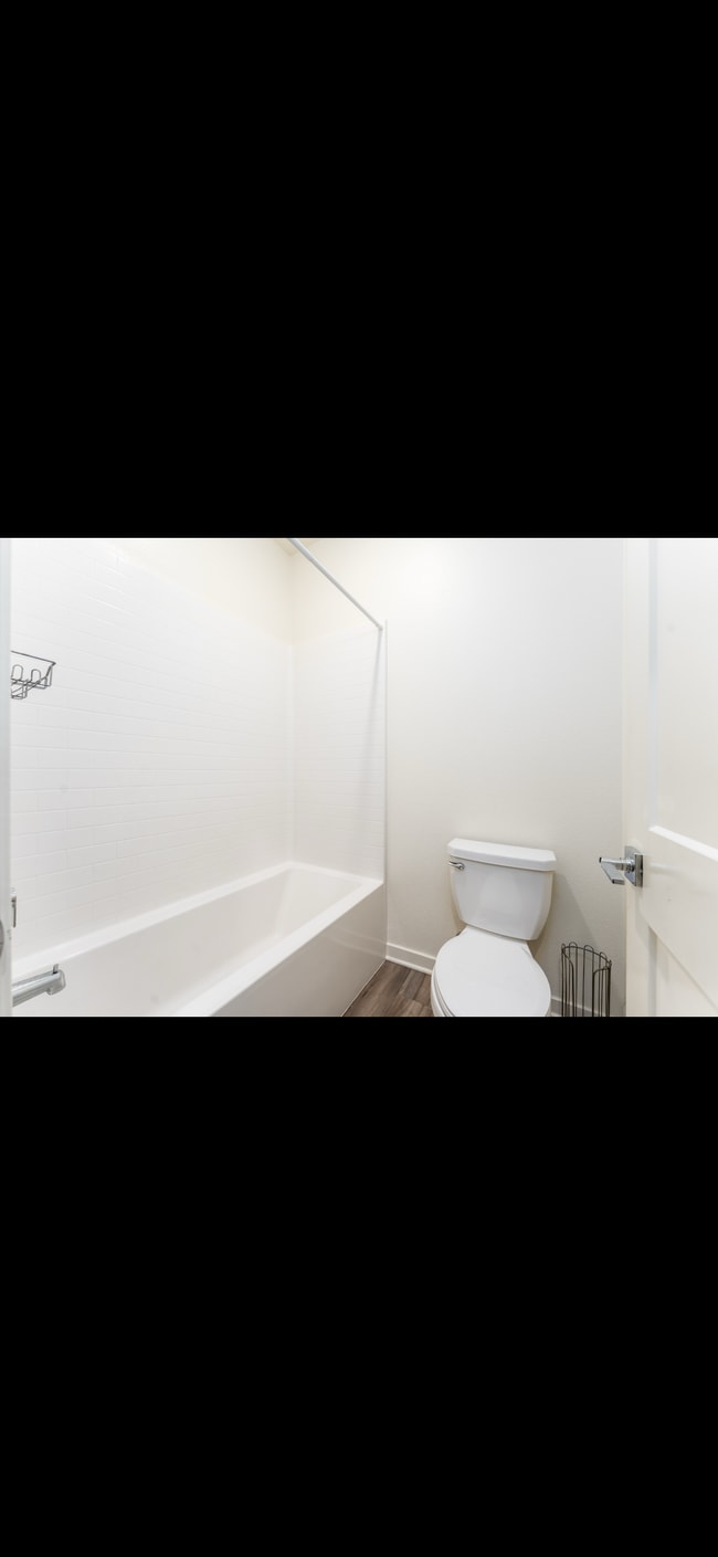 Foto del edificio - 8276 Traveller St