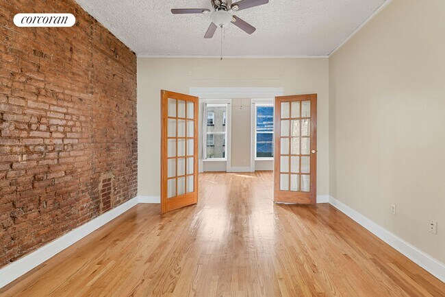 Foto del edificio - 519 Henry St