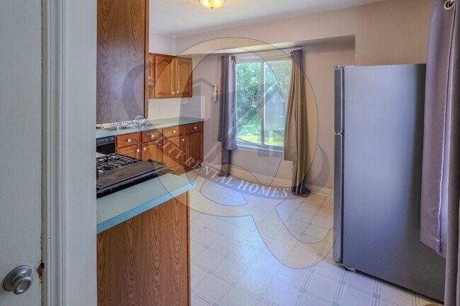Foto del edificio - Charming 3-bedroom Cape Cod with a versatile loft and plenty of space to enjoy!