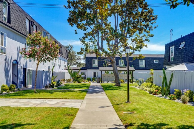 Bienvenido a Avignon en Fullerton, California - Avignon Apartment Homes