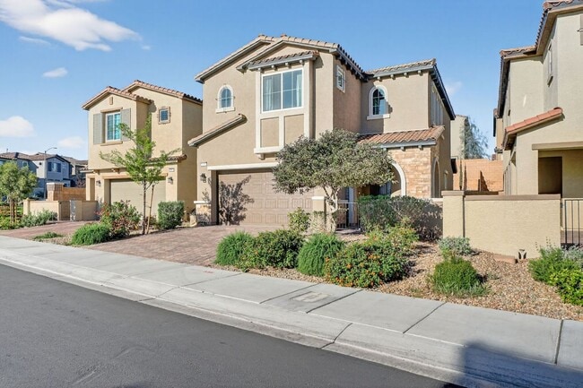 Building Photo - 8909 Wallner St