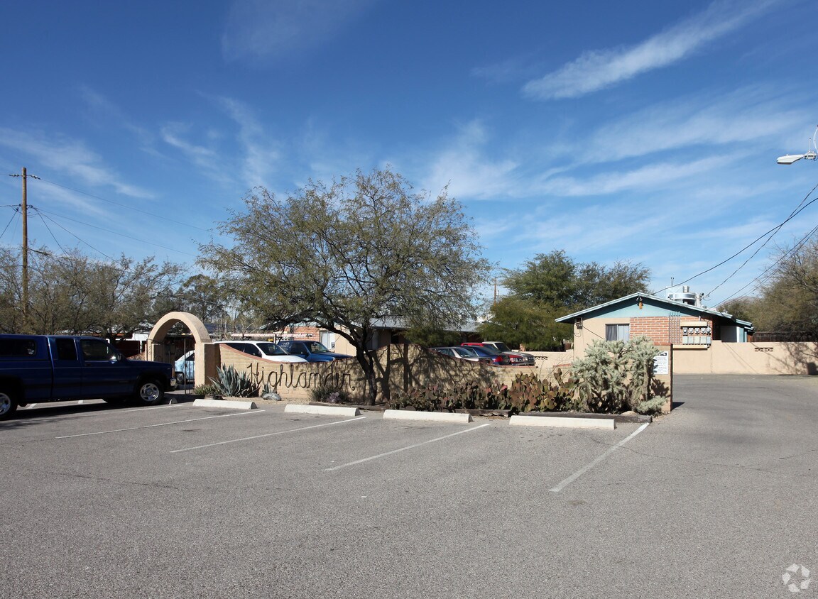 Foto del edificio - 3409-3429 E Monte Vista Dr