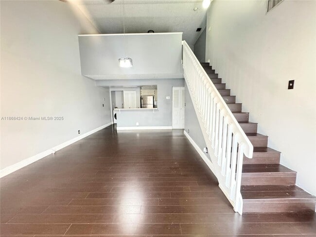 Foto del edificio - 3324 NW 101st Ave