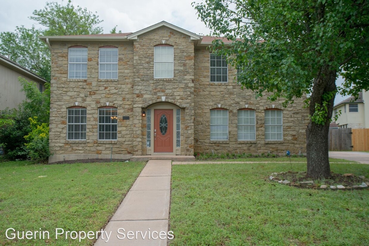 3 br, 2.5 bath House 8501 Fern Bluff Ave. House Rental in Round