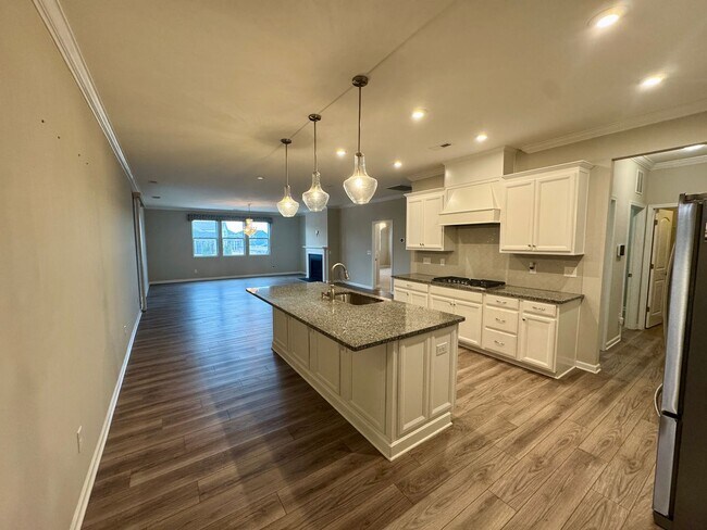 Foto del edificio - Roomy Ranch in Indian Trail