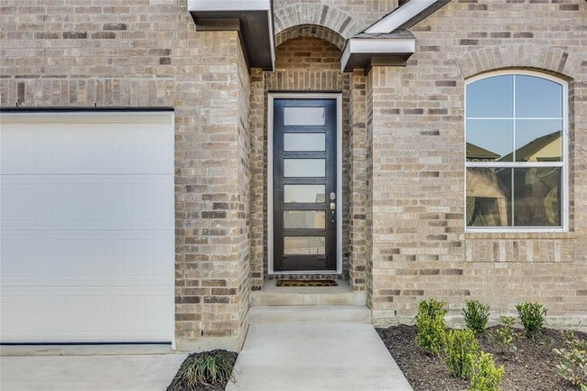 Building Photo - 12513 Toucan Trail