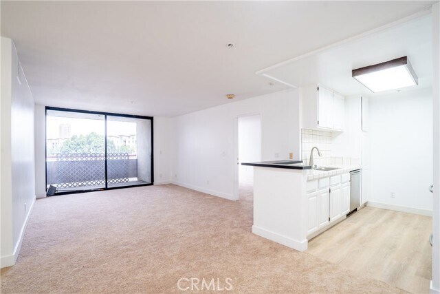 Foto del edificio - 222 S Central Ave