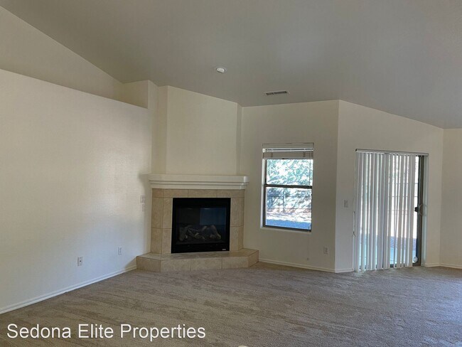 Building Photo - 3 br, 2 bath House - 60 RIM TRAIL DRIVE