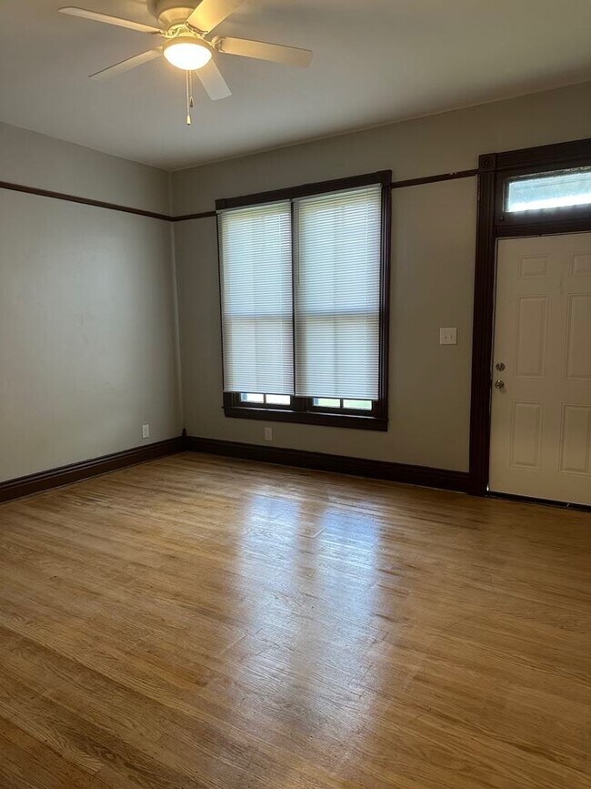 Building Photo - 3324 Vetter Ave