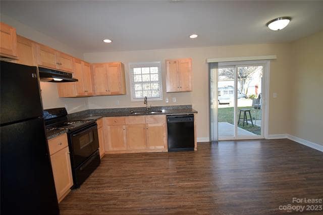 Building Photo - 1527 Black Kettle Dr