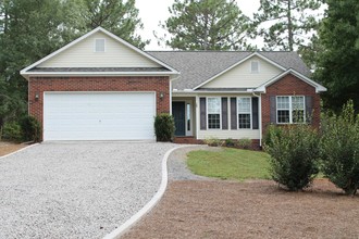 Building Photo - 289 Firetree Ln