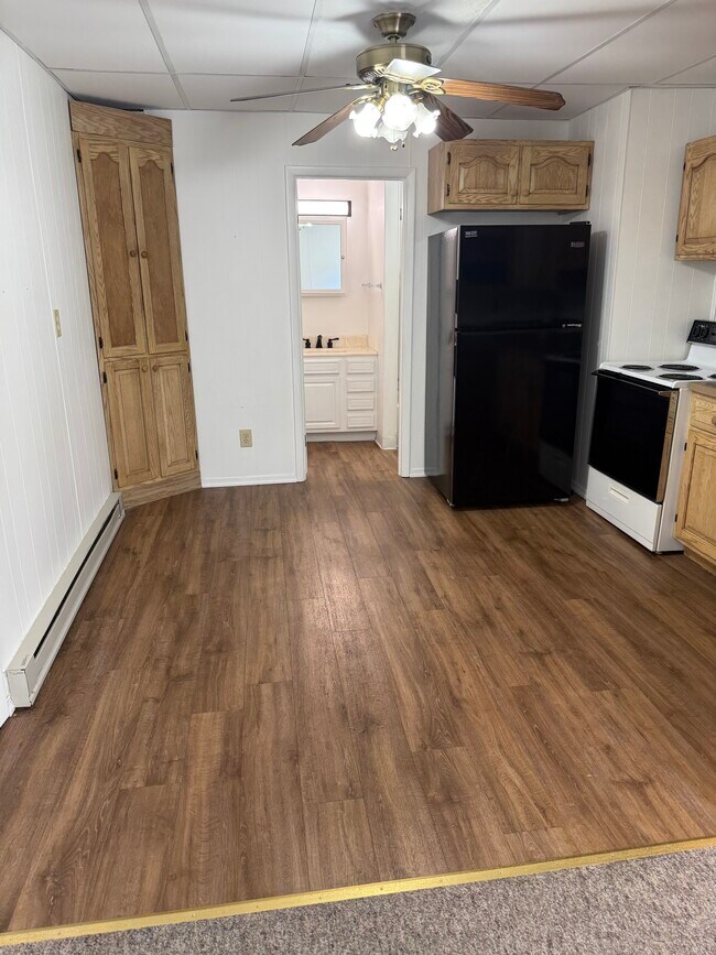 Foto del edificio - 339 S Poplar St