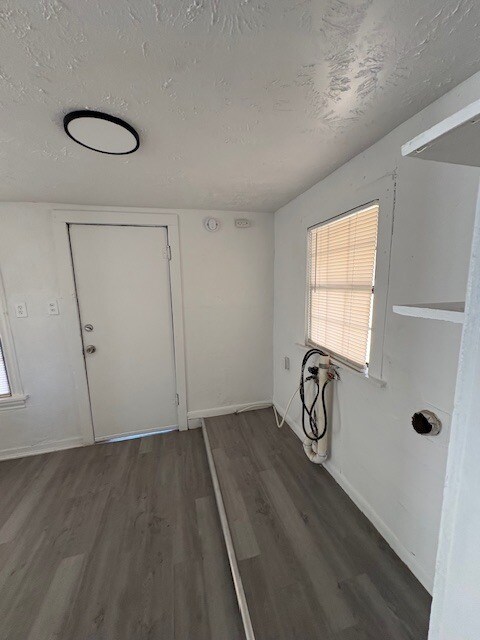 Building Photo - 1505 SW 8th St