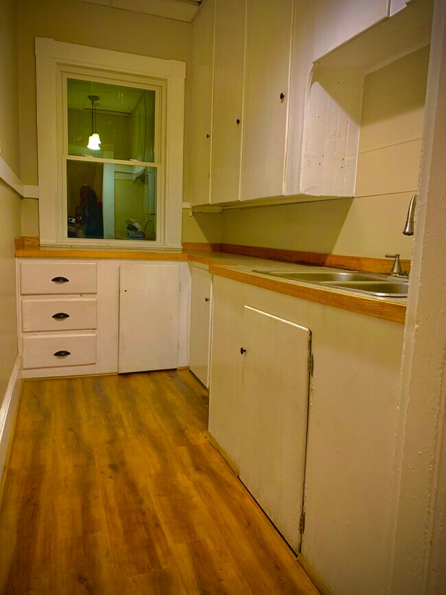 41 Gamage Ave Unit 2, Auburn, ME 04210 Apartments in Auburn, ME