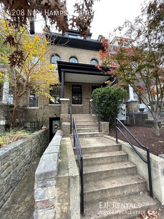 Foto del edificio - 4208 New Hampshire Ave NW