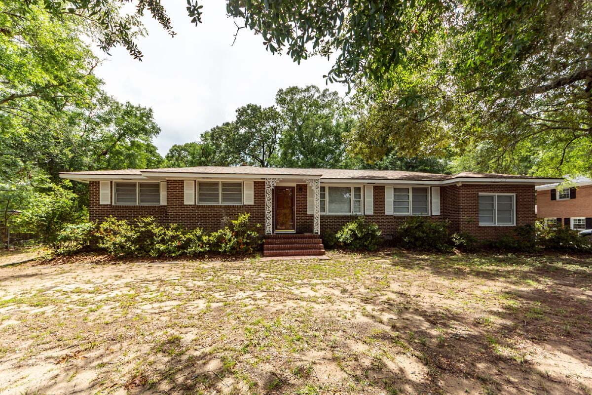 Photo - 453 Wade Hampton Drive