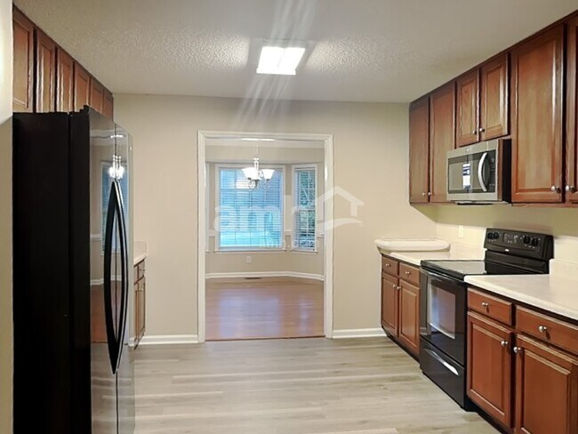 Foto del edificio - 247 Clayton Pointe Dr