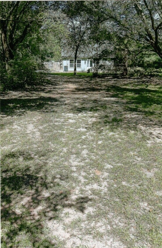 Foto del edificio - 10781 Cowart Rd