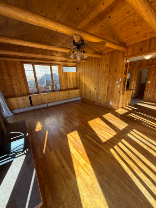 Foto del edificio - 245 Cyteworth Rd