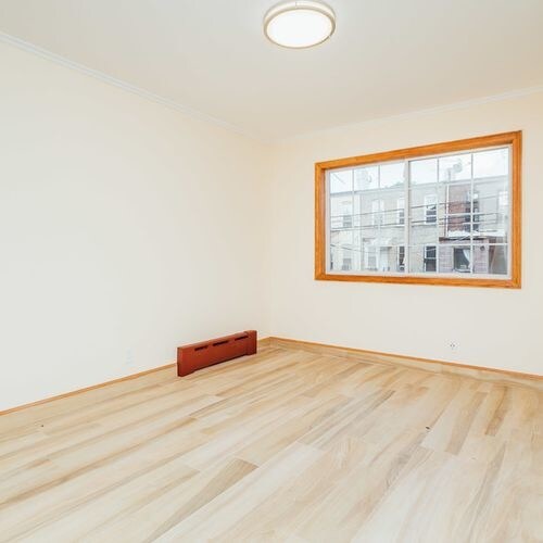 Foto del edificio - 1410A Putnam Ave