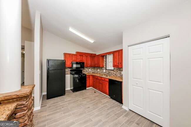 Foto del edificio - 32 Emerald Pines Ln