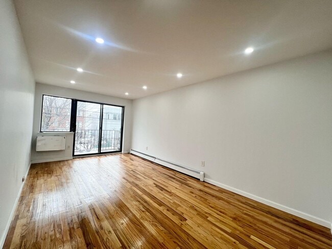 Building Photo - 123-08-123-25 25th Ave