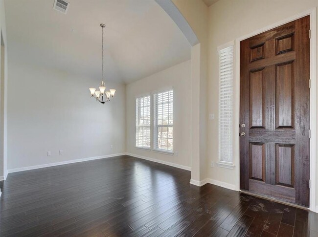 Building Photo - 2829 Coral Valley Dr