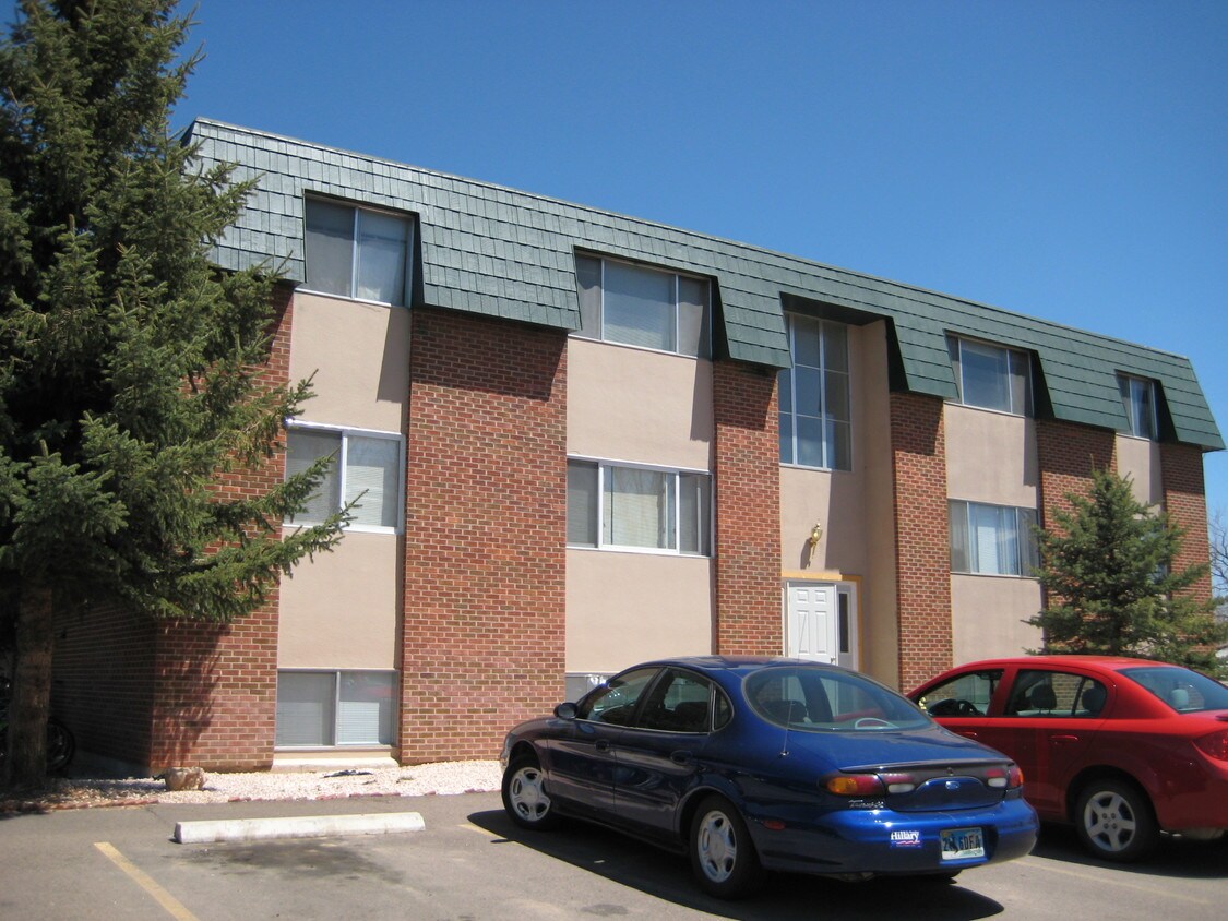 Primary Photo - 2310 E Garfield St