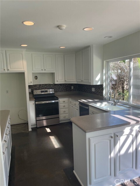 Building Photo - 5492 Maryport Dr