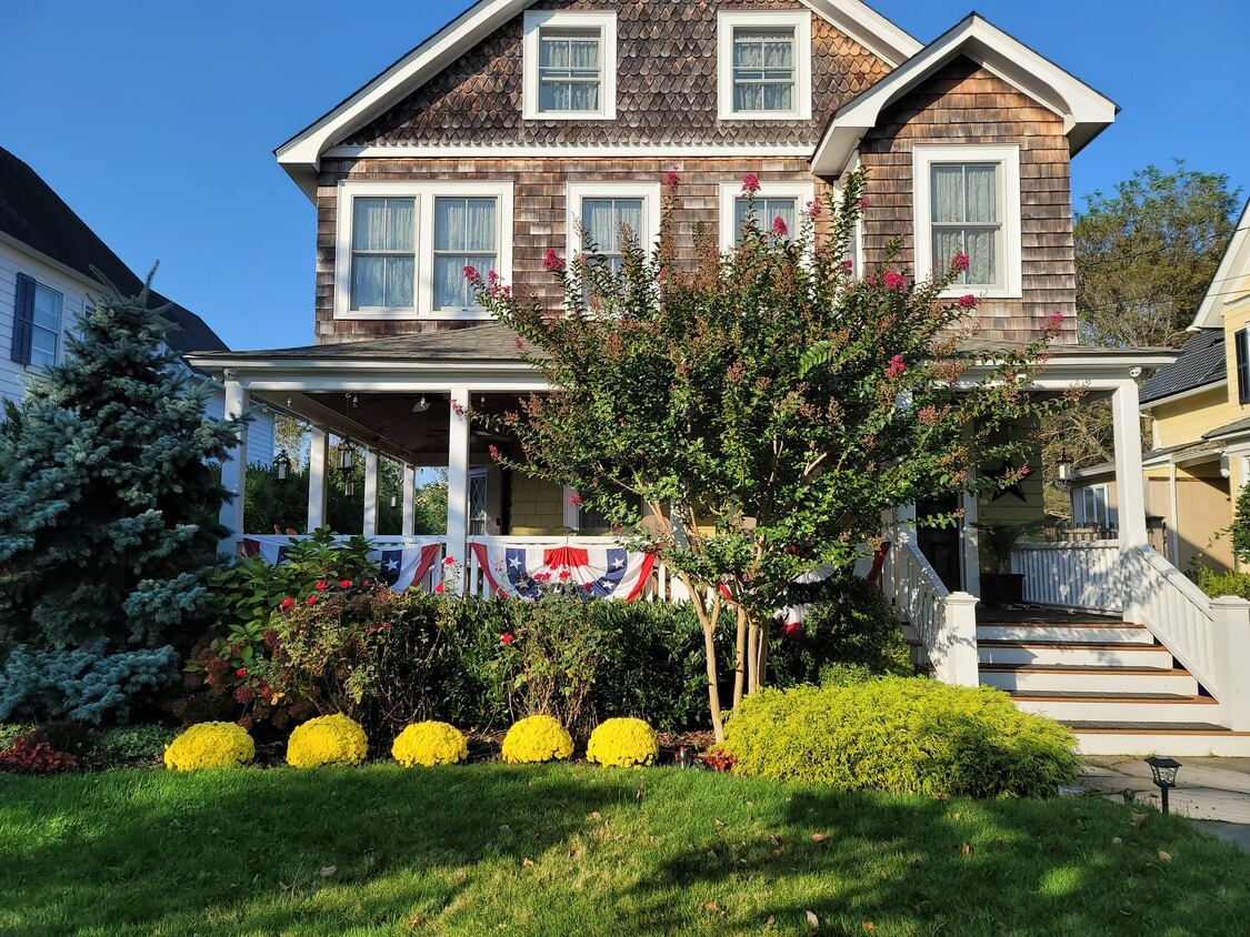 Foto principal - 78 S Carll Ave