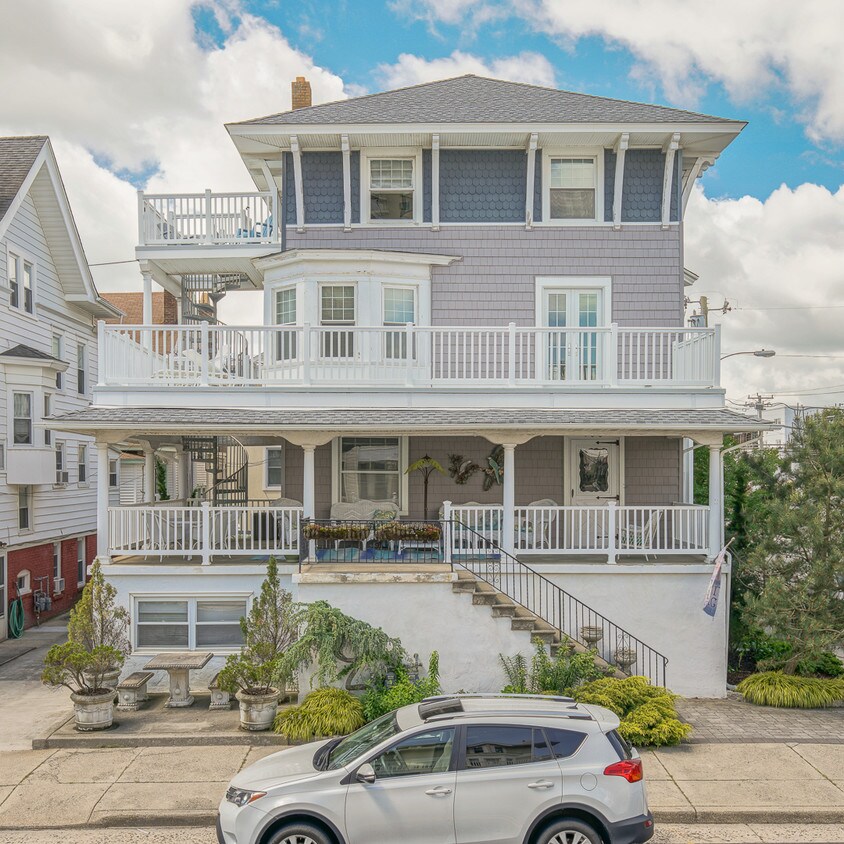 100 S Amherst Ave, Ventnor City, NJ 08406 Apartments in Ventnor City