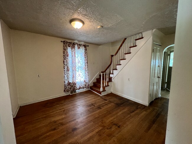 Foto del edificio - 427 Porter Ave