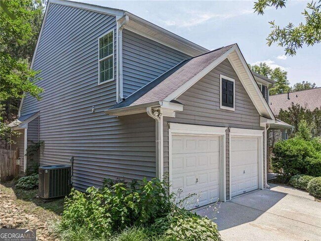 Building Photo - 132 Diamond Ridge Ave