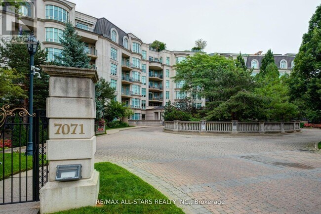 Photo du bâtiment - 7071 Bayview Ave