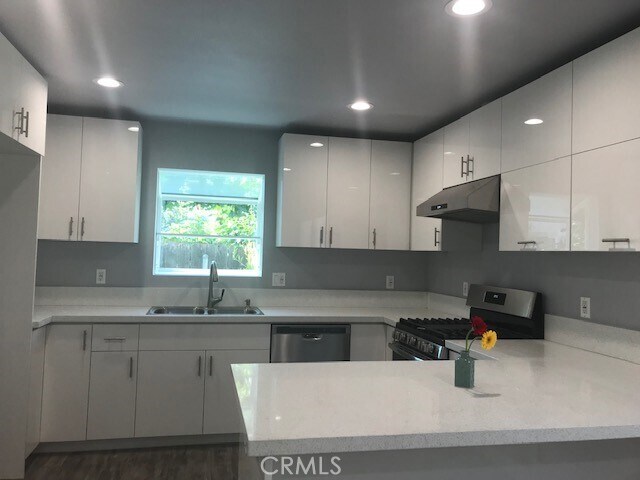 Foto del edificio - 6418 Temple City Blvd