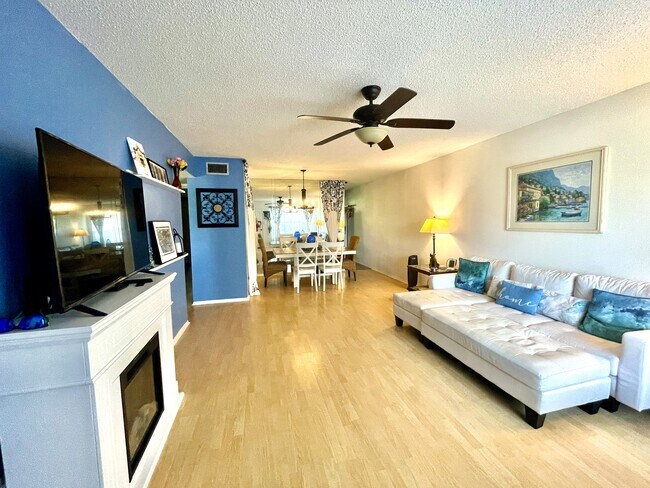 Building Photo - 2331 Finlandia Ln