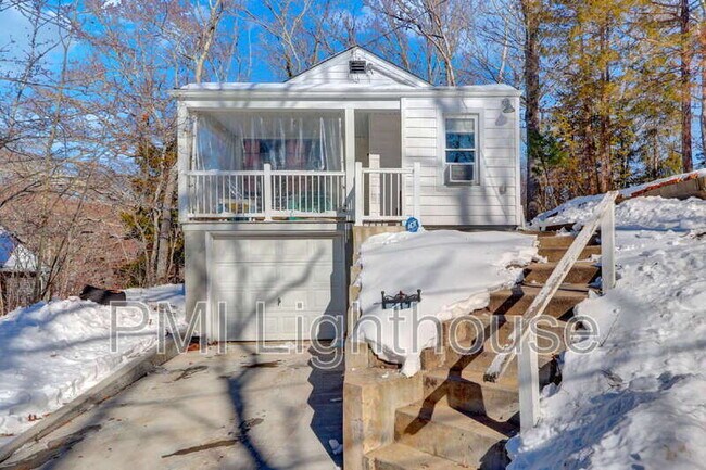 Foto del edificio - 117 Upton Dr