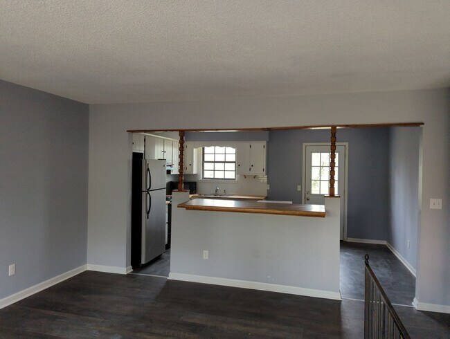 Foto del edificio - 1605 Wendy Cir