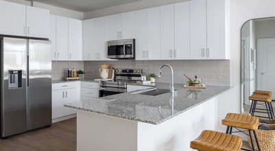 Building Photo - 10800 Hammerly Blvd