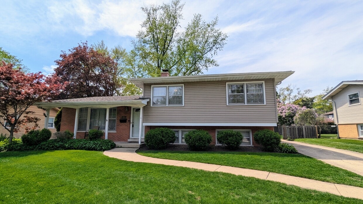 Foto principal - 920 S Chestnut Ave