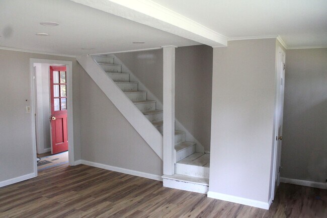 Plano de planta abierta de sala de estar/comedor - 167 Arch Rd