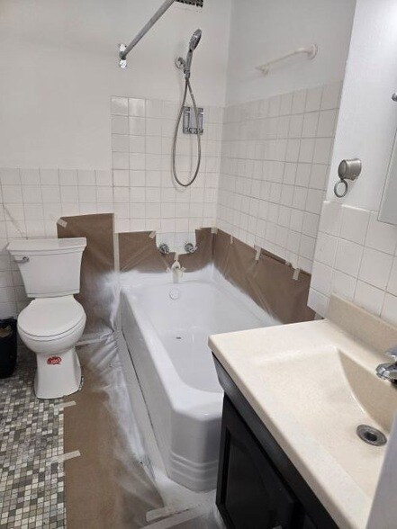 Foto del edificio - 6160 N Damen Ave