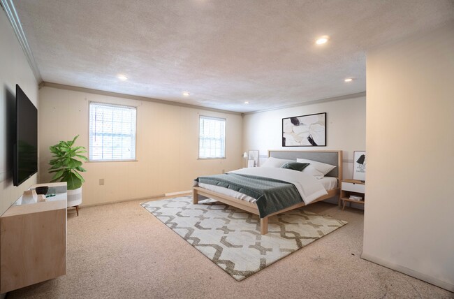 Foto del edificio - Spacious Duplex in the Heart of South Side Flats