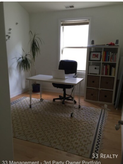Building Photo - Updated 3bd/2bth West Town, Avail 8/1
