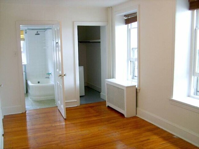 Foto del edificio - 8107 Germantown Ave