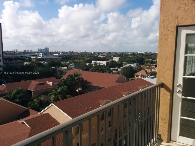 Building Photo - 1801 N Flagler Dr