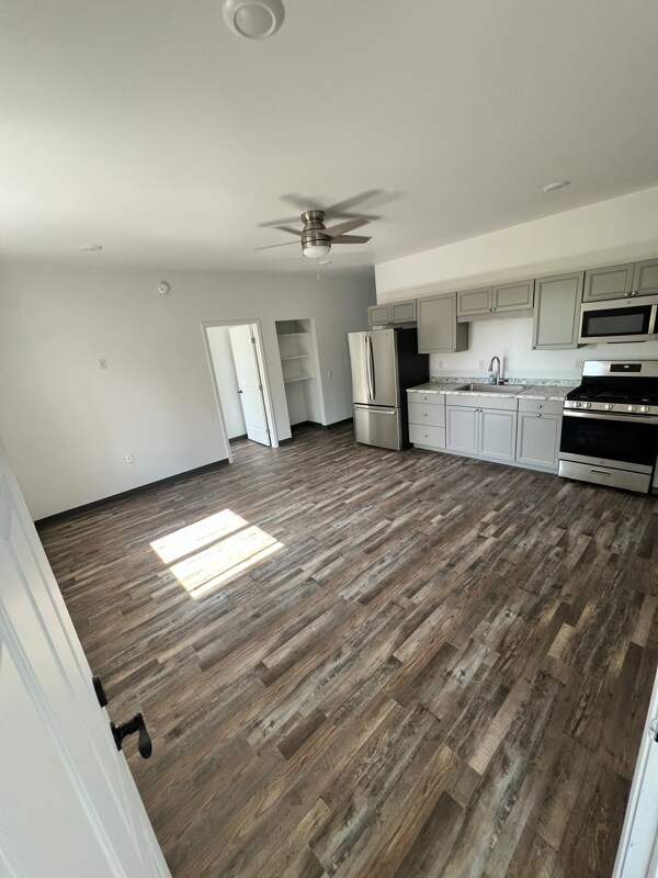 Foto del edificio - 1430 S Irwin Rd